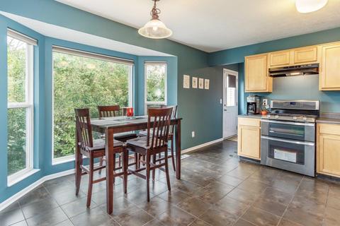 4686 Riley Ln, Cincinnati, OH 45227 photo 17
