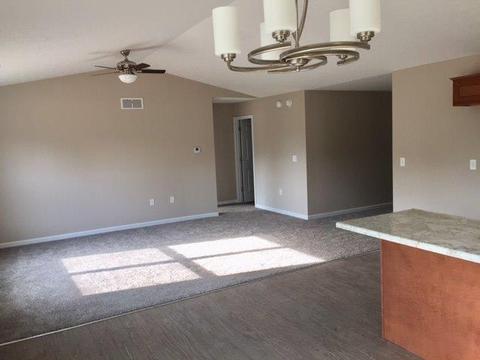 2005 Jackson Ln, Middletown, OH 45044 photo 3