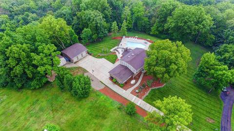 2354 Devils Backbone Rd, Cincinnati, OH 45233 photo 1