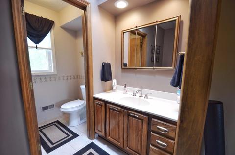 2354 Devils Backbone Rd, Cincinnati, OH 45233 photo 14