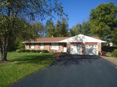 9057 Tag Dr, Cincinnati, OH 45231 photo 1