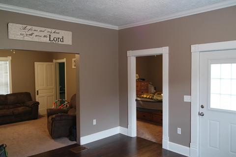 405 Bourbon St, Blanchester, OH 45107 photo 8