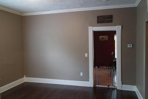 405 Bourbon St, Blanchester, OH 45107 photo 6