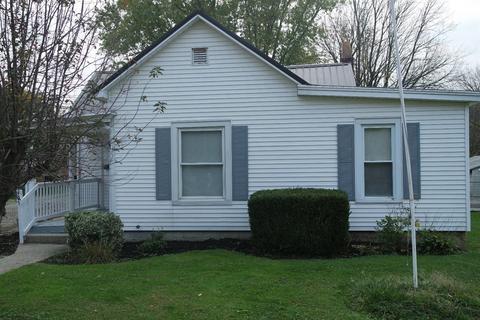 405 Bourbon St, Blanchester, OH 45107 photo 1