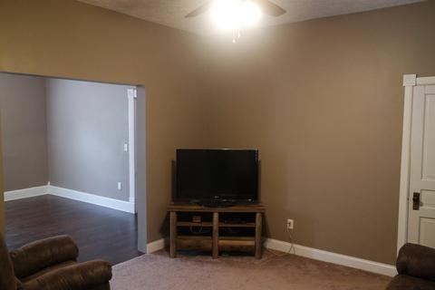 405 Bourbon St, Blanchester, OH 45107 photo 10