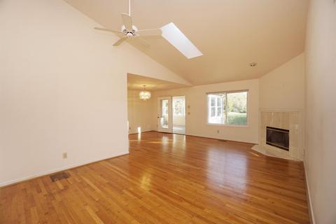 8434 Wick Ln, Maineville, OH 45039 photo 4