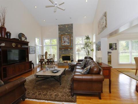 5080 Rollman Estates Dr, Cincinnati, OH 45236 photo 4