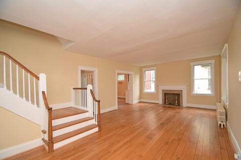 1344 Duncan Ave, Cincinnati, OH 45208 photo 4