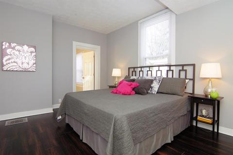 249 Avalon St, Cincinnati, OH 45216 photo 9
