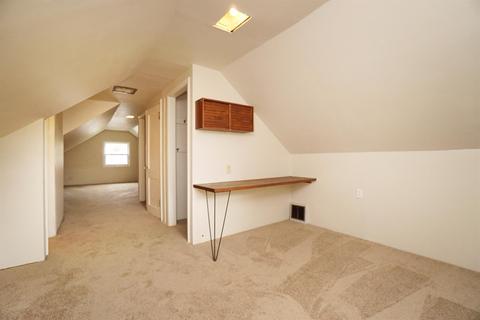 1019 Edgetree Ln, Cincinnati, OH 45238 photo 17