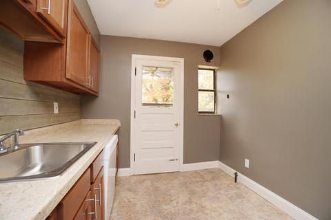 1019 Edgetree Ln, Cincinnati, OH 45238 photo 8