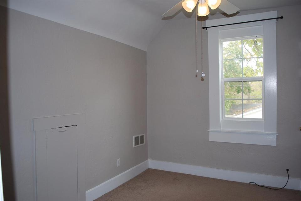  510 John St, Blanchester, OH 45107 photo 17