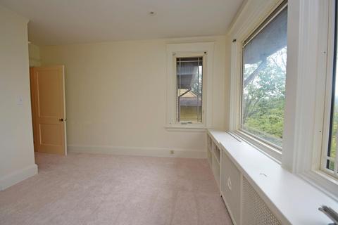 205 Greendale Ave, Cincinnati, OH 45220 photo 19