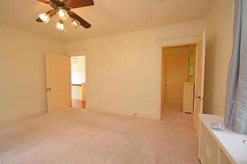 205 Greendale Ave, Cincinnati, OH 45220 photo 13
