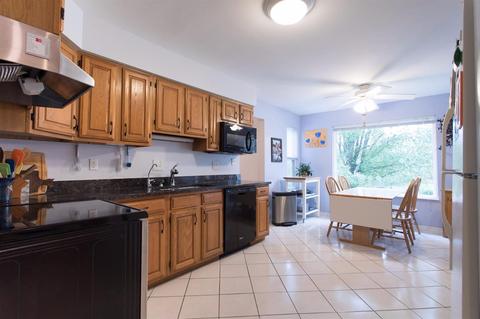 433 Stonehearst Ln, Cincinnati, OH 45231 photo 8