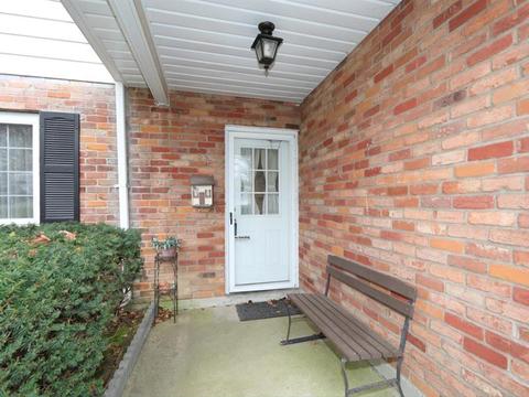 909 Conca St, Cincinnati, OH 45218 photo 2