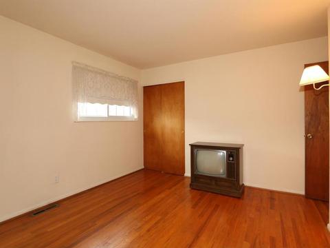 909 Conca St, Cincinnati, OH 45218 photo 16