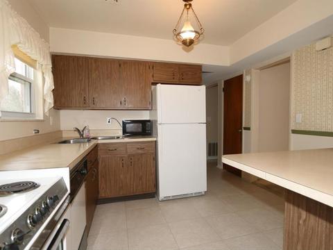 909 Conca St, Cincinnati, OH 45218 photo 9