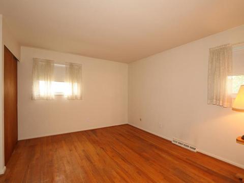 909 Conca St, Cincinnati, OH 45218 photo 11