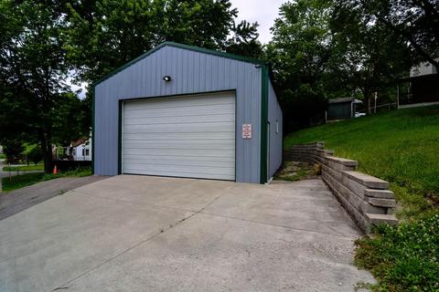 305 Spring St, Cleves, OH 45002 photo 2