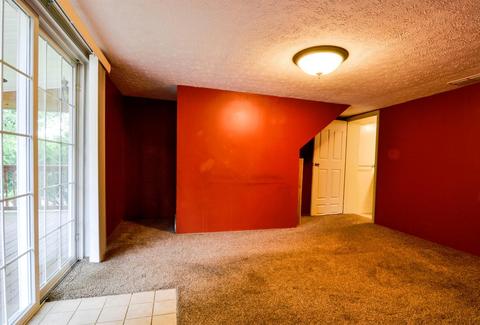 305 Spring St, Cleves, OH 45002 photo 3