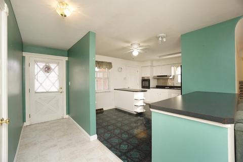 12153 Snider Rd, Cincinnati, OH 45249 photo 2