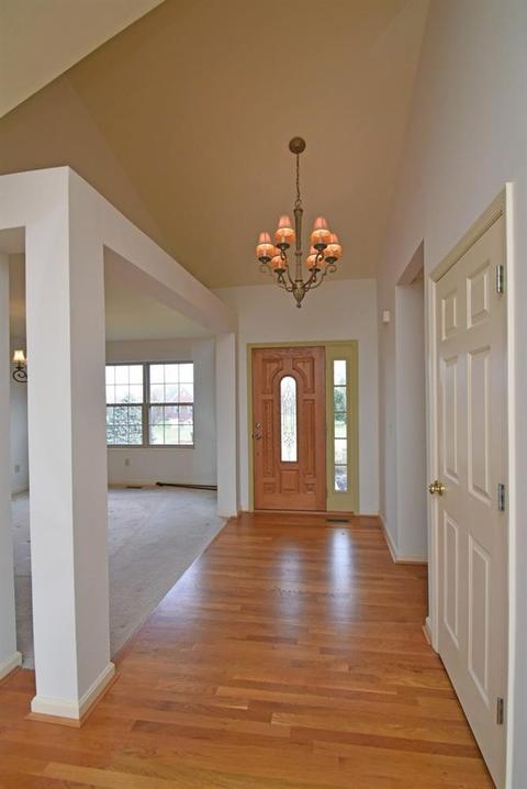 528 Hopper View Blf, Cincinnati, OH 45255 photo 3