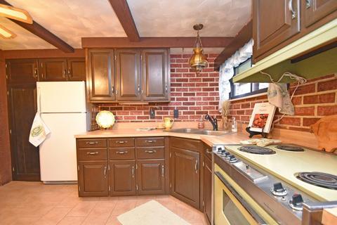204 Riddle Rd, Woodlawn, OH 45215 photo 5