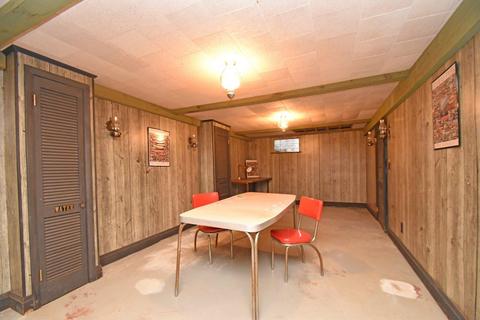 204 Riddle Rd, Woodlawn, OH 45215 photo 15