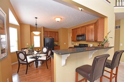 880 Anson Dr, Cincinnati, OH 45245 photo 14