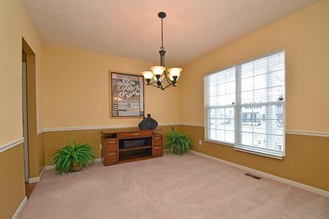 880 Anson Dr, Cincinnati, OH 45245 photo 10