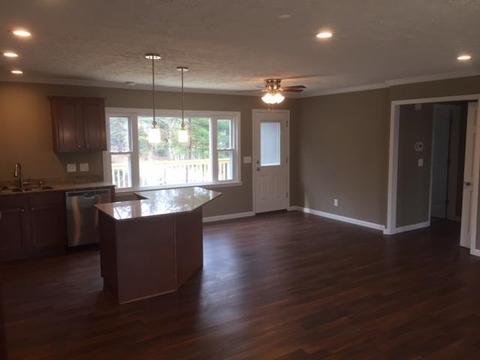 6701 Ridgefield Dr, Cincinnati, OH 45224 photo 4