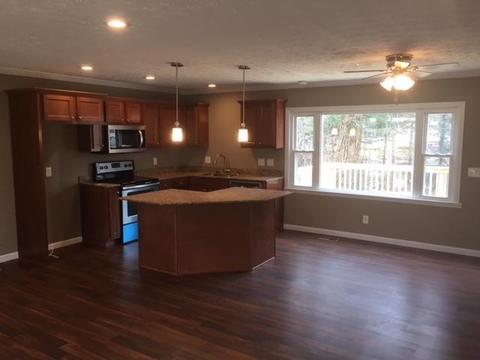 6701 Ridgefield Dr, Cincinnati, OH 45224 photo 3