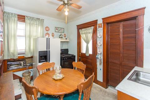 1046 Gilsey Ave, Cincinnati, OH 45205 photo 4