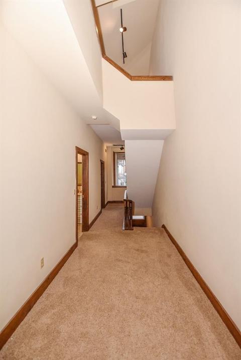 1022 Celestial St, Cincinnati, OH 45202 photo 17