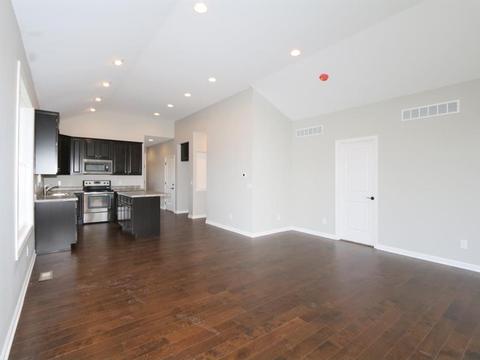3377 Forestview Dr, Cincinnati, OH 45211 photo 5