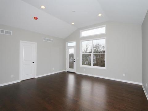 3377 Forestview Dr, Cincinnati, OH 45211 photo 4