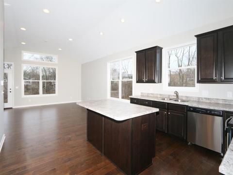 3377 Forestview Dr, Cincinnati, OH 45211 photo 9