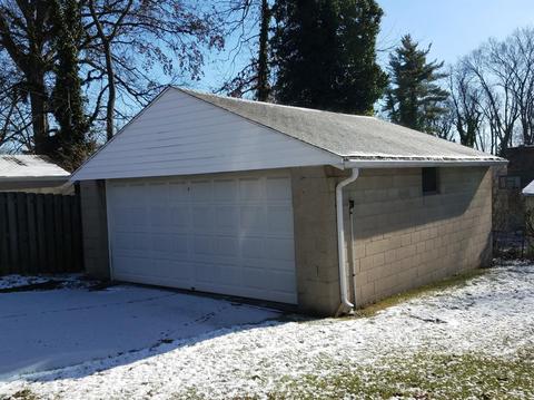 1715 Marilyn Ln, Cincinnati, OH 45231 photo 3