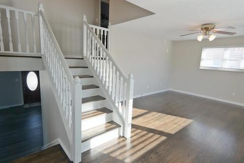 4293 Simca Ln, Cincinnati, OH 45211 photo 9