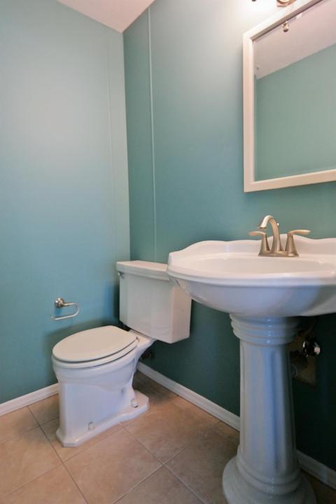 4293 Simca Ln, Cincinnati, OH 45211 photo 17