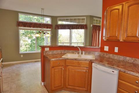 7828 Bridge Point Dr, Cincinnati, OH 45248 photo 9