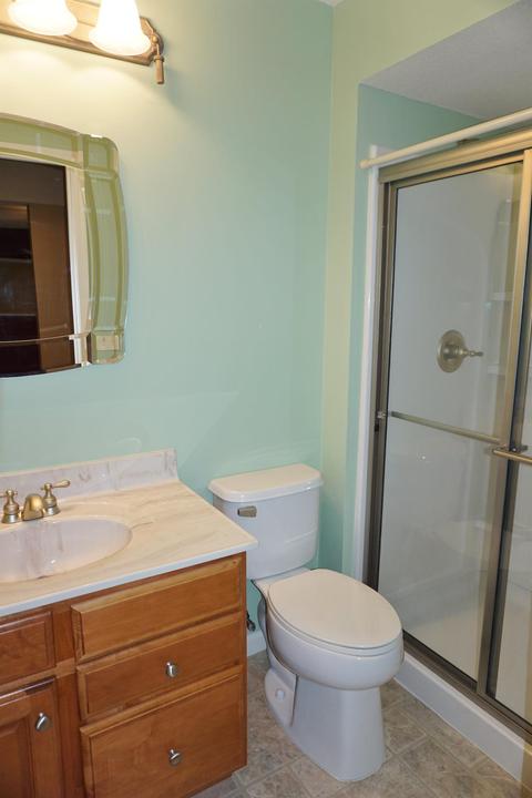 7828 Bridge Point Dr, Cincinnati, OH 45248 photo 21