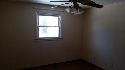 3871 Crescent Dr, Cincinnati, OH 45245 photo 6