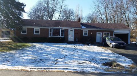 3871 Crescent Dr, Cincinnati, OH 45245 photo 1
