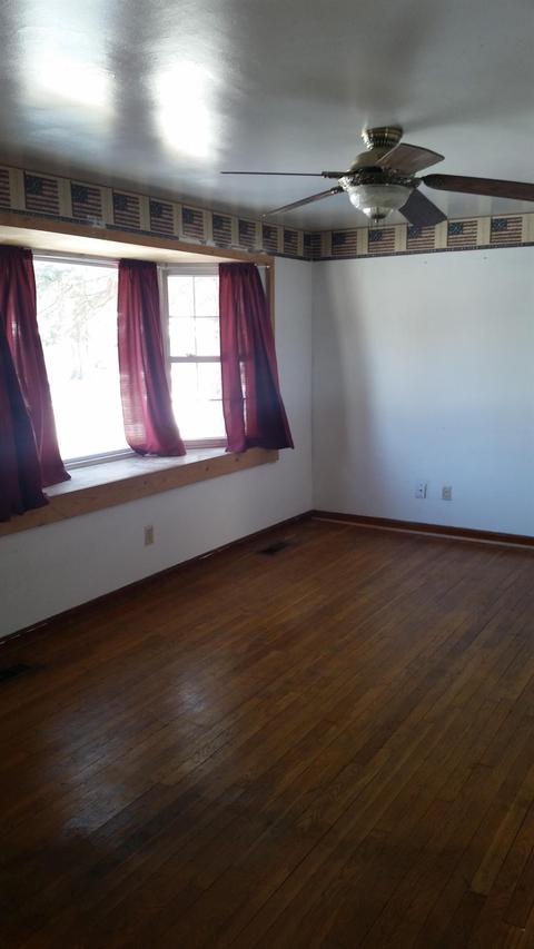 3871 Crescent Dr, Cincinnati, OH 45245 photo 2