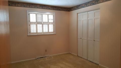 2823 Almester Dr, Cincinnati, OH 45211 photo 9