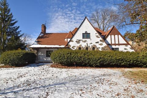 4405 Paddock Rd, Cincinnati, OH 45229 photo 2