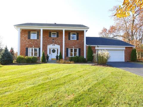 8227 Millview Dr, Cincinnati, OH 45249 photo 1