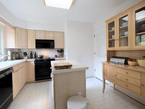 8939 Kemper Rd, Montgomery, OH 45249 photo 6
